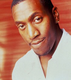 DJ KAORIもこの夏イチ押しのレゲエシンガーC.J.ルイス。