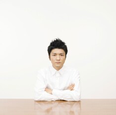 「生きてることが辛いなら」は、4月からスタートした全国ツアー「諸君!?」でもひと足先に披露されている。