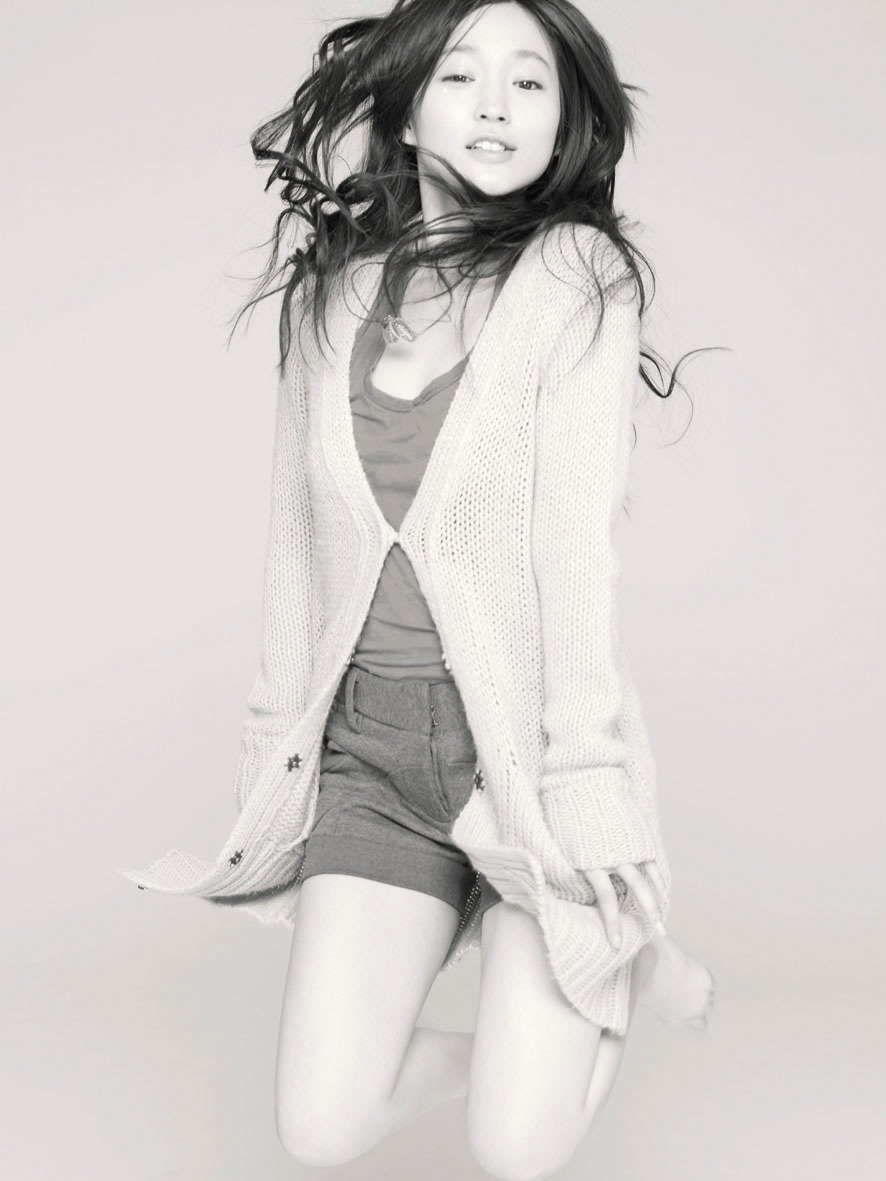 6～7月に行われた最新アルバム「chronicle.」発売記念ツアーは大盛況のうちに幕を閉じた。