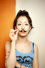 ASPARAGUS、toe、BRAZILIANSIZEの3組は2年連続出演。「オトコク祭」ではカエラの口ひげスタイルでの登場にも期待したいところだ。