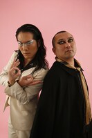 長年にわたりあいぼんを応援してきた真の理解者・掟ポルシェ（写真左）。