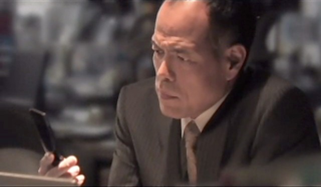 本作のPVには通常のものとは別に、田中要次、岩佐真悠子らが出演する40秒程度の配信バージョンが10タイプ制作されている。こちらはオフィシャルサイトにて閲覧可能だ。