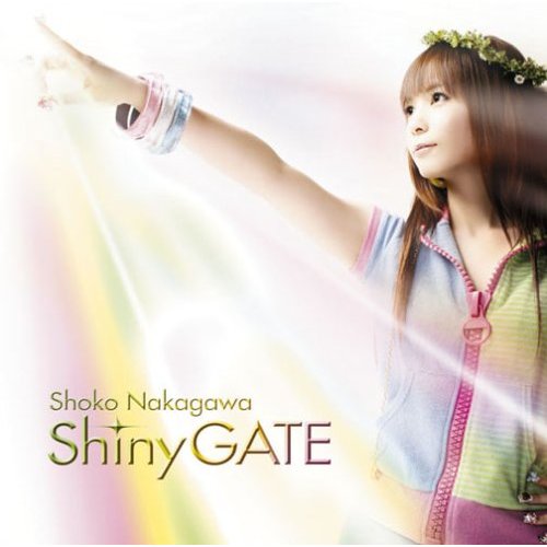 8月6日にはシングル「Shiny GATE」（写真）とDVD「スカシカシパンマン・ザ・ムービー」を同時発売。2カ月に4作品というリリースラッシュとなる。