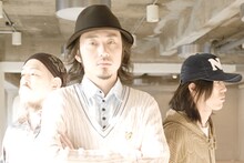 最新アルバム「LIFE」のリリースツアーを終えたばかりのACIDMANが「YOUNG FLAG」のステージに登場。なおイベントではZepp Sendai、新木場STUDIO COASTの2公演でも追加アーティストを予定している。