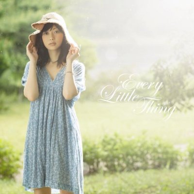 Every Little Thingは、8月27日に両A面シングル「あたらしい日々/黄金の月」（写真）をリリース。