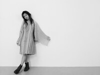 シングル「アイのうた」のカップリング曲「My Song For You」は、彼女が作詞・作曲を担当。