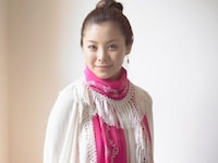 “あやや”の愛称で親しまれる松浦亜弥。2004年には森高千里のカバー「渡良瀬橋」をシングルリリースした。