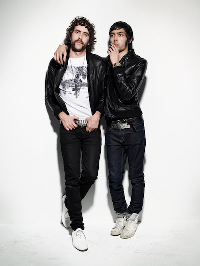 サマソニでの熱演も記憶に新しいJUSTICE。彼らは「GAN-BAN NIGHT」で初来日を果たしている。