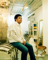 骨折の痛みもなんのその、本日深夜からはbayfm「MOZAIKU NIGHT」に生ゲスト出演。