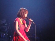 この夏の思い出は「OFFが1日あり、その日はスタッフの皆とBBQをしました。また休みがあったらもう一度BBQをしたいです」とコメント。