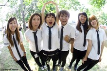 ハリウッド映画「Lock and Roll Forever」で主演を務めるなど、日本だけでなくアメリカでも活躍を続けるオレスカバンド。