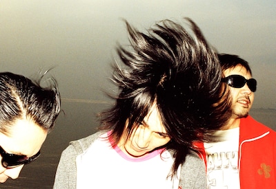 第1回目の「スペシャ列伝」は2001年4月6日に開催。モーサムのほか、NAHTとTHE BACK HORNが出演した。