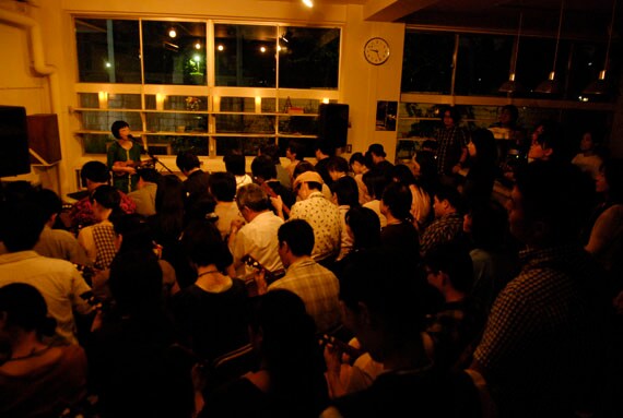 ミニライブのアンコールでふたたび「たんぽぽ」を大合奏。