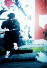 ちなみにSONPUBは現在公開中の映画「R246 STORY」のILMARI(RIP SLYME)監督作品にDJ役で出演している。