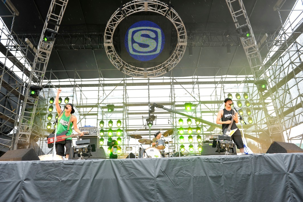 10-FEET