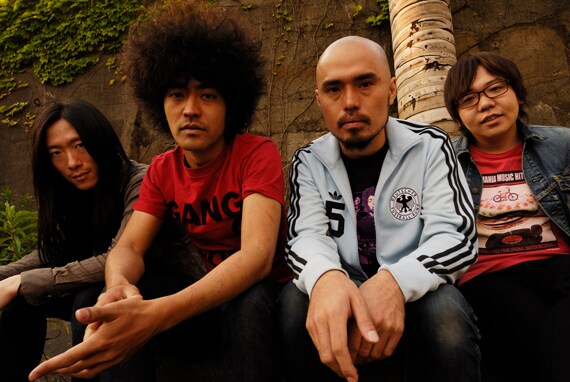 8_al_Yoko_mid.jpg?impolicy=