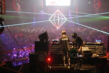 DISCO TWINS（写真：北岡一浩）