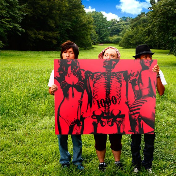 タイトル曲「千回目の日曜日」はBAZRAのこれからに向けての意思表明が込められている（写真はアルバムジャケット）。