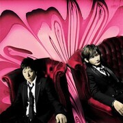 10周年ポルノ、4年ぶりのベスト盤を2作品同時発売