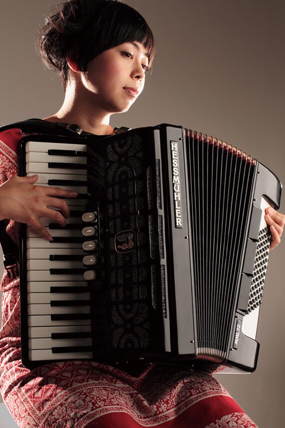 アコーディオンがトレードマークの中山うりだが、学生時代は吹奏楽部でトランペットを担当。全日本吹奏楽コンクールで金賞を受賞したほどの実力の持ち主だ。