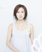 一青窈が7人の男性とおりなす初舞台「箱の中の女」