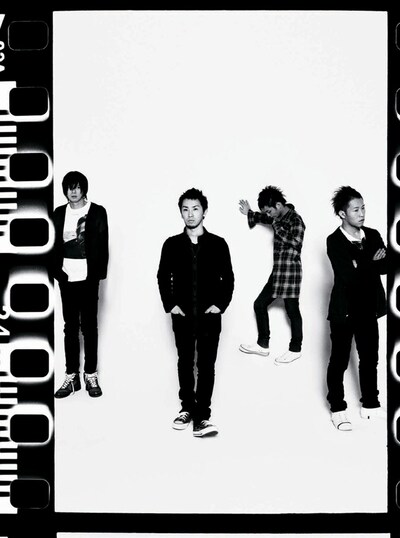 秋以降も全国各地のイベントに精力的に出演する彼ら。新曲の披露も楽しみなところ。