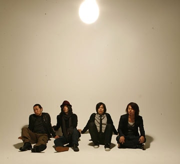 11月12日にはシングル「マザー」とライブDVD「aobozu TOUR 2008～森と共に去りぬ～」を同時リリースする。