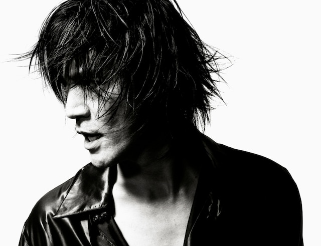 9月20日にも北海道立総合体育センターきたえーるでライブを開催する氷室京介。こちらのチケットも好評発売中。