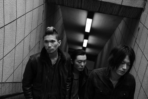 THE RODEO CARBURETTORはこのGW中も、KING BROTHERSや怒髪天などと全国各地で競演予定。