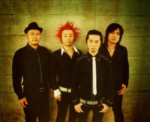 怒髪天は明日9月21日に青森で開催される「AOMORI ROCK FESTIVAL '08～夏の魔物～」に参加。以降も自主企画「デリバリーブラッサム」を各地で開催するほか、さまざまなライブイベントに出演する。