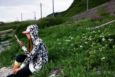 先日デビュー後初のワンマンライブを開催した上松秀実。この後、12月25日にはSHIBUYA BOXXで行われるライブイベント「Pocky ハジケル2学期ファイナル！in SHIBUYA」、30日には「COUNTDOWN JAPAN 08/09」に出演する。