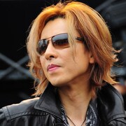 会場への直接の問い合わせは禁止されている。詳細発表までもうしばらく待ってみよう（写真は9月15日撮影のYOSHIKI）。