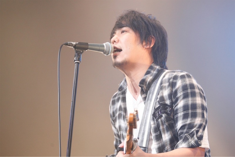 大橋卓弥は現在、振替公演に向け体調回復に努めているという。