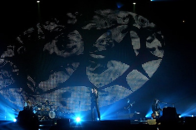 年末ライブのチケットは11月15日より全公演一斉発売。