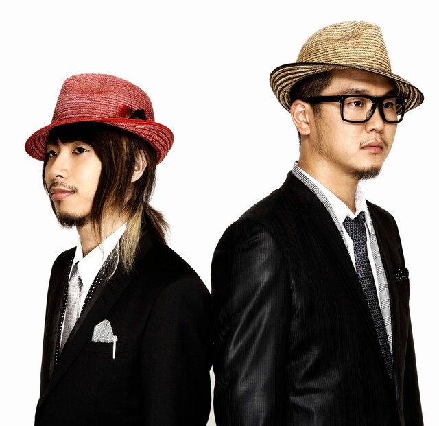 本作カップリングにはSOFFet流ジャズナンバー「隣には君がいる」と、盟友BENNIE Kとの初コラボ曲「Music Traveler with BENNIE K」が収録される。