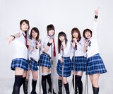 Friendsのメンバーは小林ゆう、下田麻美、MAKO（BON-BON BLANCO）、明坂聡美、本多陽子、阿澄佳奈の6人。