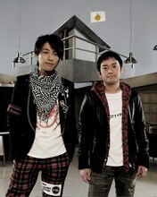 横浜のアニバーサリーイヤーに大きな花を添えることになったゆず。地元愛にあふれた楽曲を届けてくれそうだ。