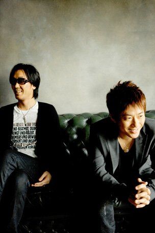今年結成10周年を迎えたコブクロ。