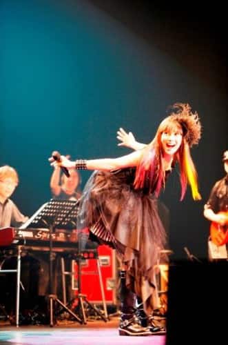 柴咲コウ1stライブが舞台裏映像を加えDVD化 - 音楽ナタリー