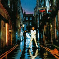 「GUITARHYTHM」シリーズの最終章となった、1994年6月発売の「GUITARHYTHM IV」。「さらば青春の光」「SURRENDER」「薔薇と雨」といったポップなシングル曲を収録。