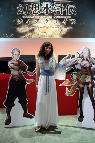 高杉は10月10日と12日に、KONAMIブースステージでゲストライブを実施。