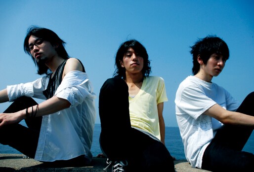 butterfly inthe stomachは11月19日に1stフルアルバム「BANK」をリリース。12月19日に下北沢GARAGEでワンマンライブを開催する。