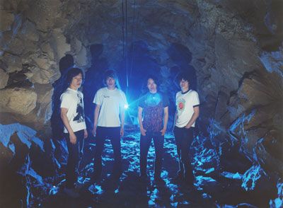 HIGH VOLTAGEは2002年に札幌で結成。圧倒的なライブパフォーマンスに定評があり、精力的な活動を展開していたが今年の春から活動休止期間に入っていた。