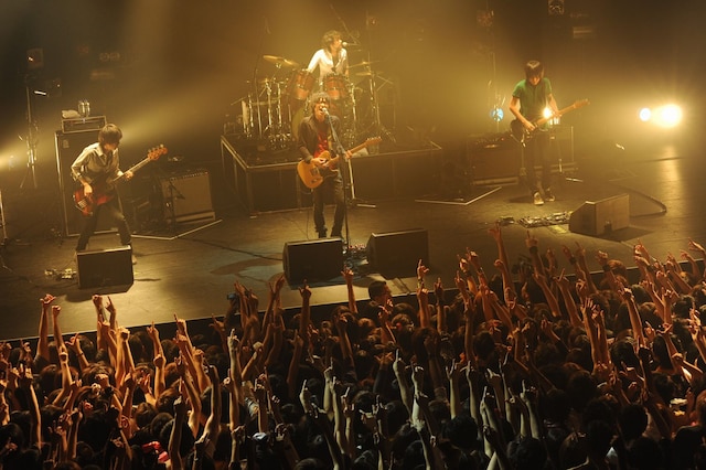 ナタリーPower Pushのコーナーでは、NICO Touches the Wallsのロングインタビューを掲載中（Power Pushは右のバナーもしくは関連リンクより）。