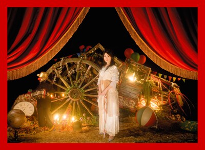 最新アルバム「Parade」（写真は初回盤パッケージ）を引っさげ行われる全国ツアー。新たに決定した追加公演について、みのりんはブログで「私にとっても非常に嬉しい追加公演なので、みんなと一つになれるようにがんばります」と意気込みを語っている。