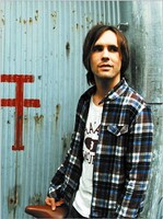 日本でも数多くのライブをこなすスコット・マーフィー。今年2月にはオレスカパンドを対バン＆バックメンバーに迎えた東名阪ツアー「スコット・マーフィー meets ORESKABAND」を開催した。