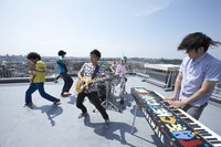 年末まで待てないロックキッズは、このイベントで一足先にお祭り気分を味わっておこう。