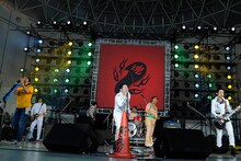 グループ魂は「SETSTOCK'09」の後、「ROCK IN JAPAN FESTIVAL 2009」に出演。さらに8月5日にZepp Tokyoでワンマンライブを開催する。