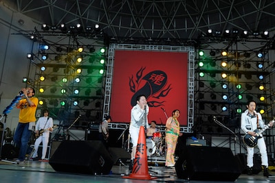 グループ魂は「SETSTOCK'09」の後、「ROCK IN JAPAN FESTIVAL 2009」に出演。さらに8月5日にZepp Tokyoでワンマンライブを開催する。