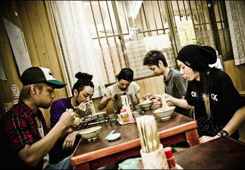 全国各地でチケットのソールドアウトが続出しているORANGE RANGEのツアー。ファンは今週末のチケット発売をお忘れなく。